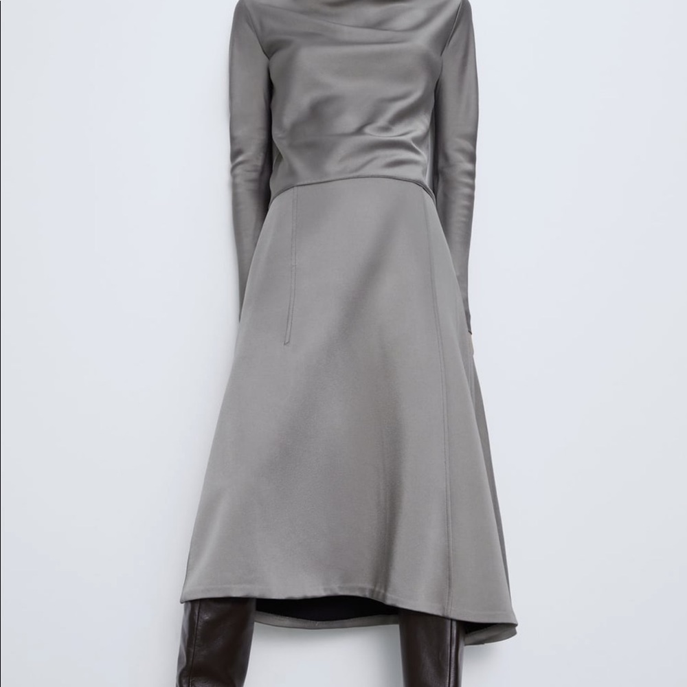 Cape midi satin skirt by Zara